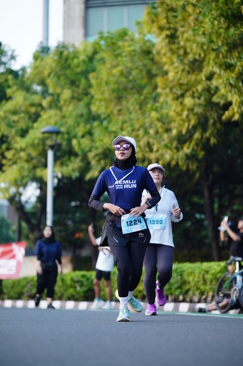 Race photo from KEMLU RUN 2025