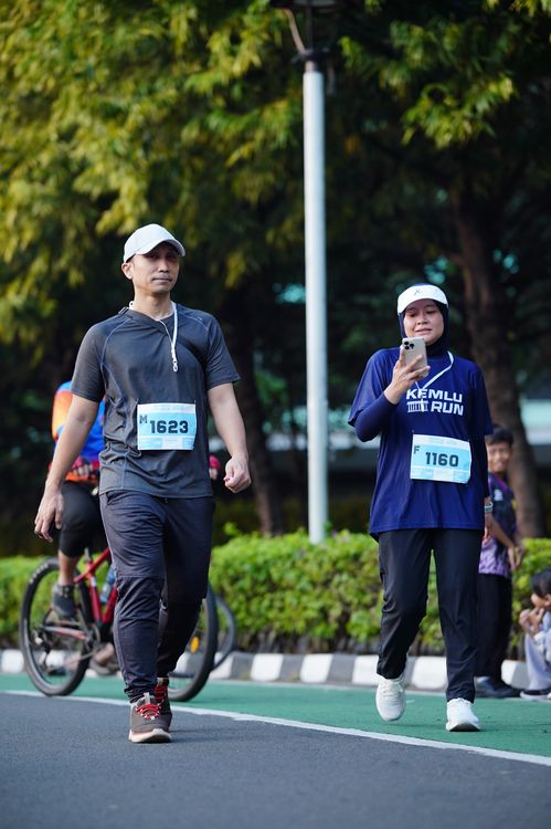 Race photo from KEMLU RUN 2025
