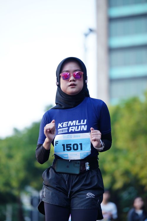 Race photo from KEMLU RUN 2025