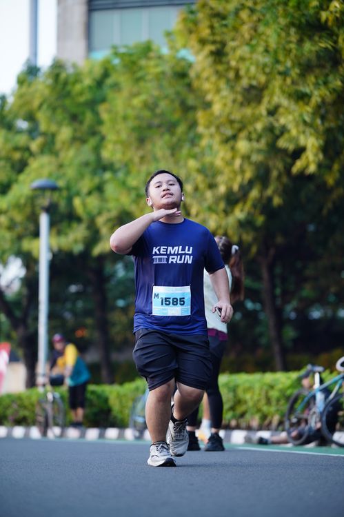 Race photo from KEMLU RUN 2025