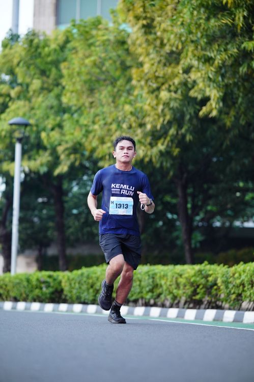 Race photo from KEMLU RUN 2025