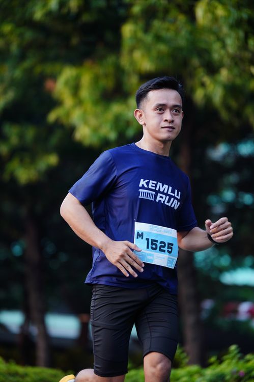 Race photo from KEMLU RUN 2025