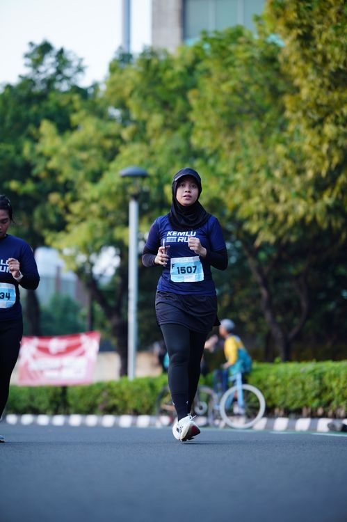 Race photo from KEMLU RUN 2025