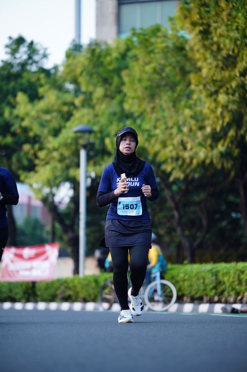 Race photo from KEMLU RUN 2025