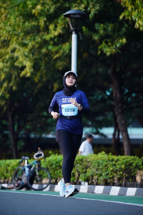 Race photo from KEMLU RUN 2025