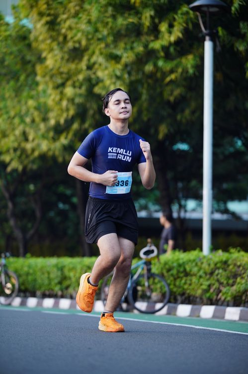 Race photo from KEMLU RUN 2025