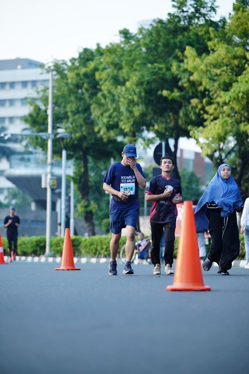 Race photo from KEMLU RUN 2025