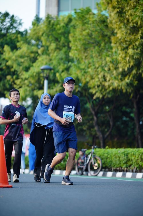 Race photo from KEMLU RUN 2025