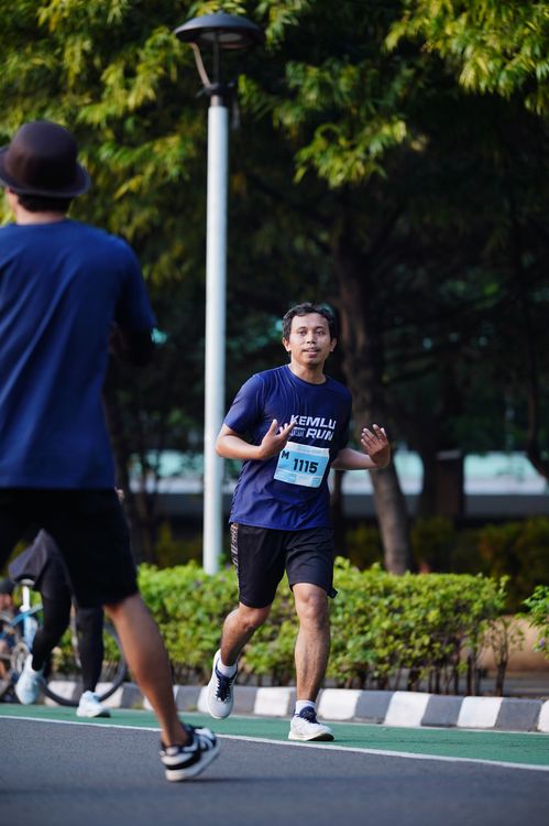 Race photo from KEMLU RUN 2025
