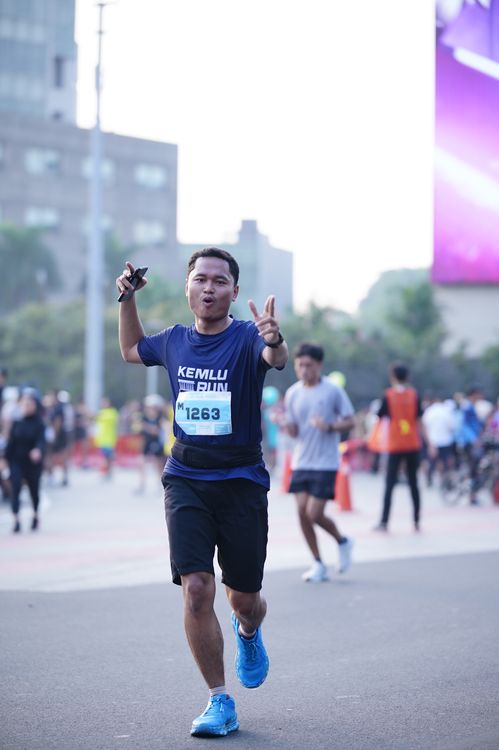 Race photo from KEMLU RUN 2025