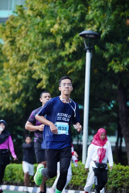 Race photo from KEMLU RUN 2025