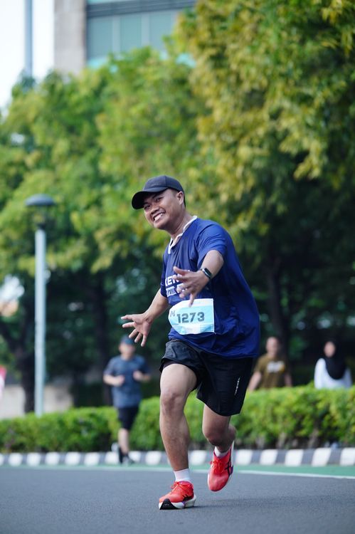 Race photo from KEMLU RUN 2025