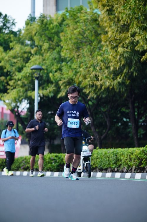 Race photo from KEMLU RUN 2025