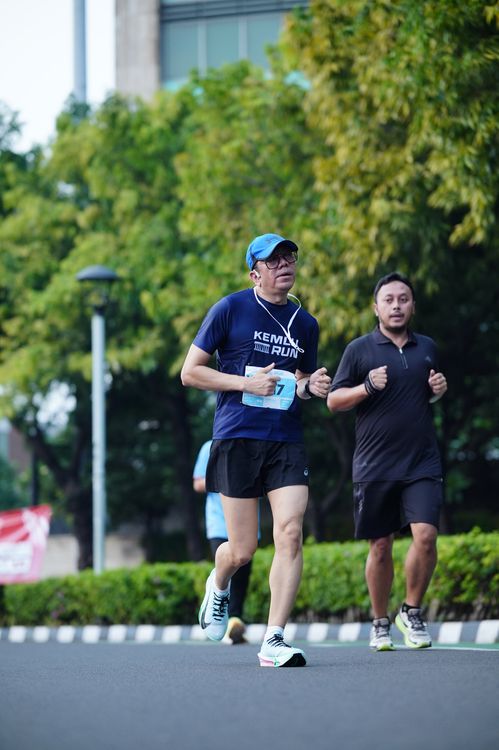 Race photo from KEMLU RUN 2025