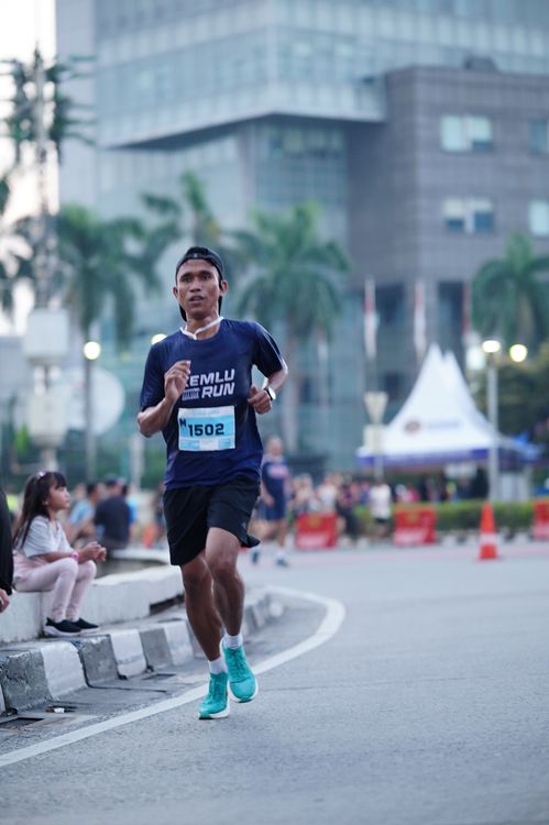 Race photo from KEMLU RUN 2025