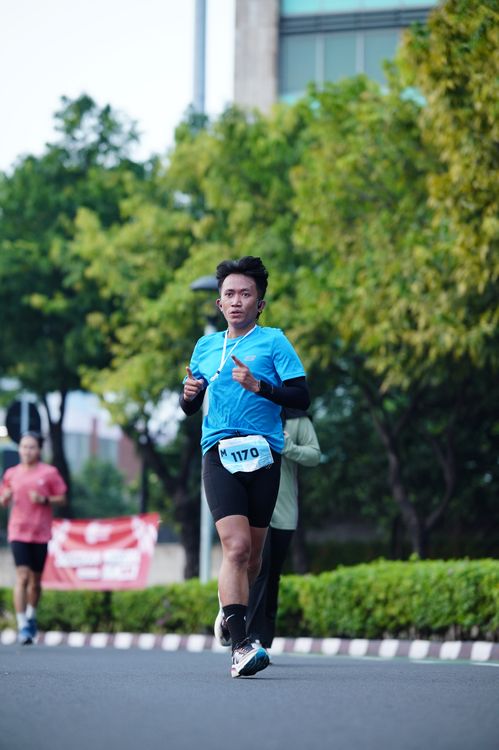 Race photo from KEMLU RUN 2025