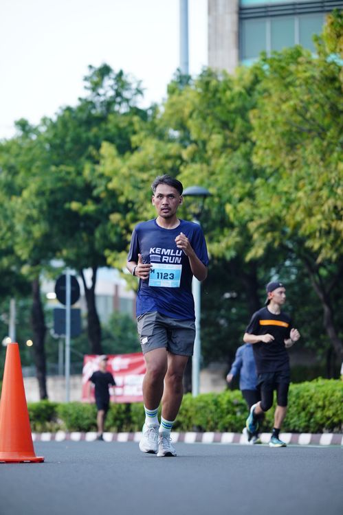 Race photo from KEMLU RUN 2025