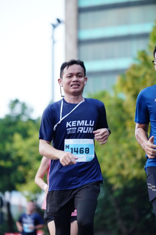 Race photo from KEMLU RUN 2025