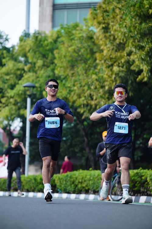 Race photo from KEMLU RUN 2025