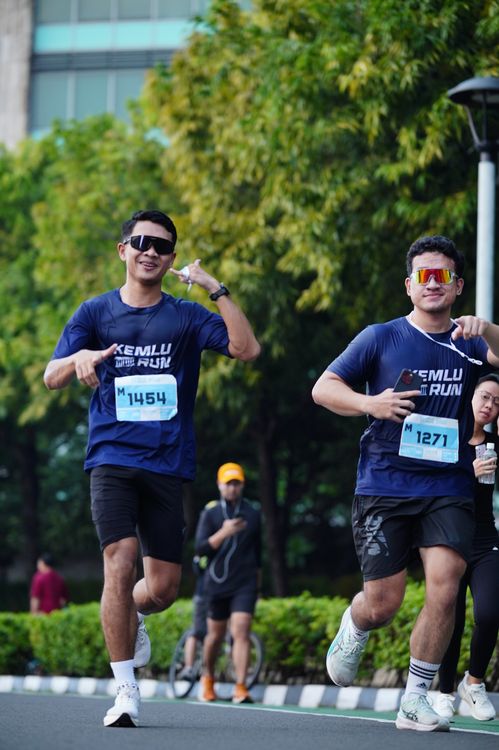 Race photo from KEMLU RUN 2025