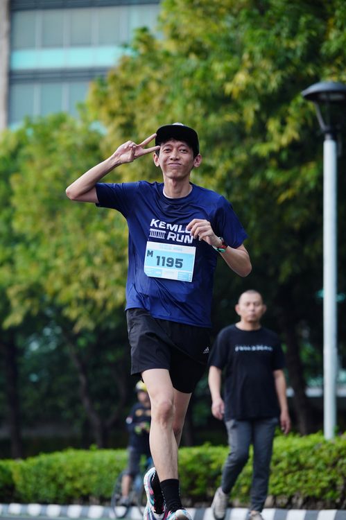Race photo from KEMLU RUN 2025