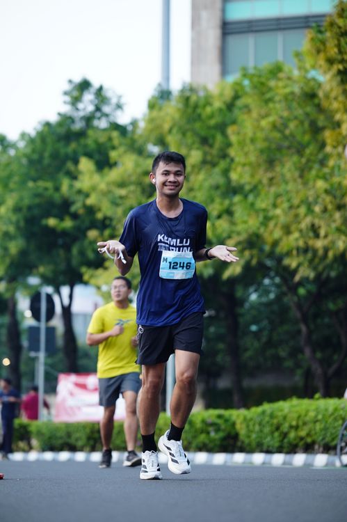 Race photo from KEMLU RUN 2025
