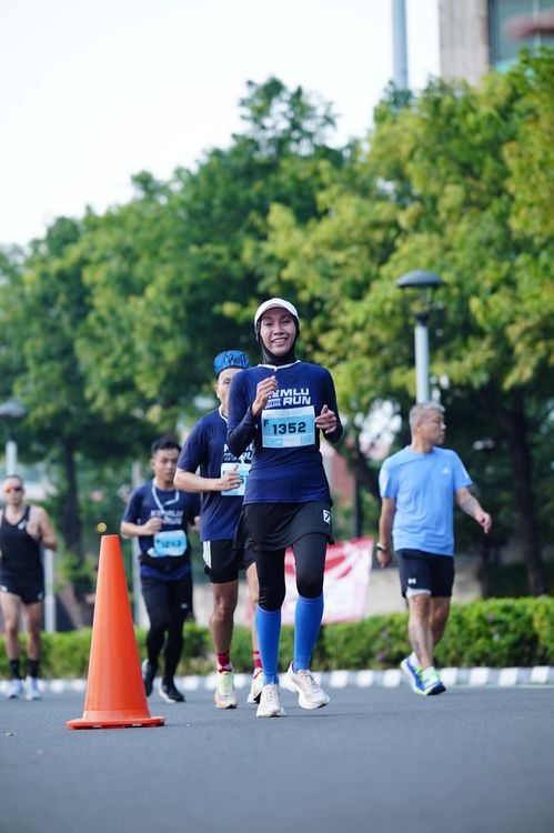Race photo from KEMLU RUN 2025