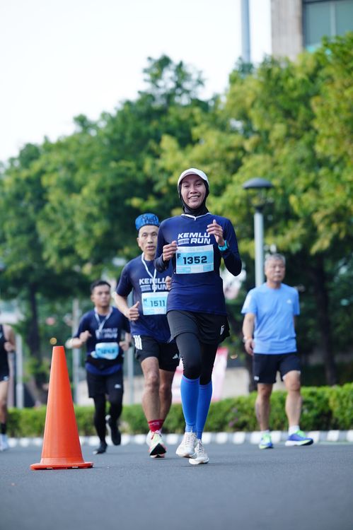 Race photo from KEMLU RUN 2025