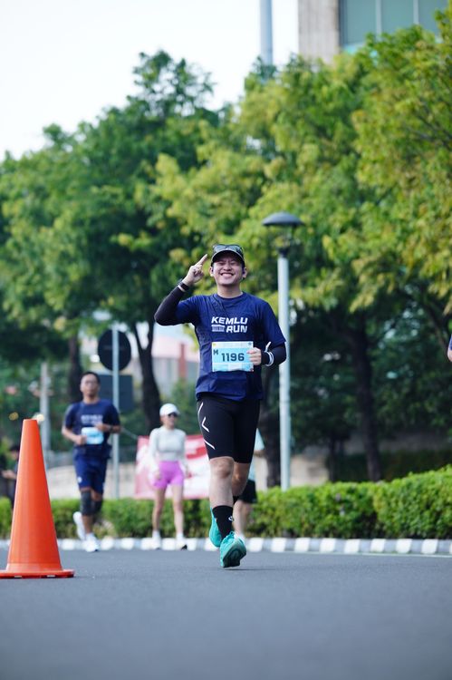 Race photo from KEMLU RUN 2025