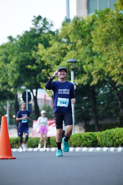 Race photo from KEMLU RUN 2025