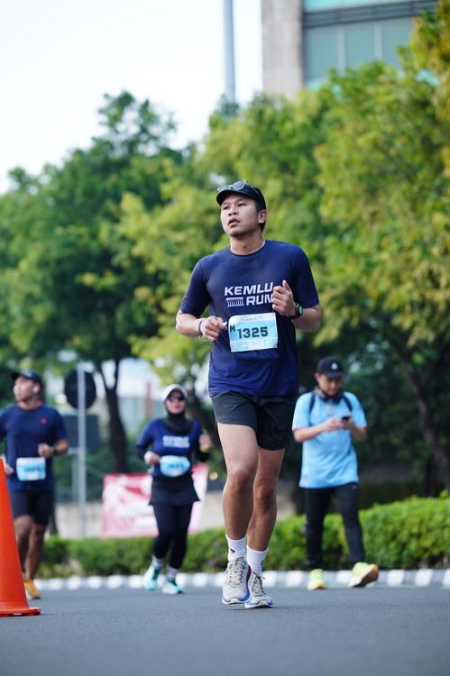 Race photo from KEMLU RUN 2025