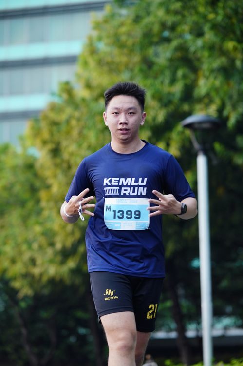 Race photo from KEMLU RUN 2025