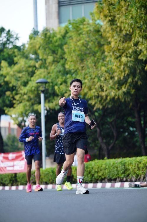 Race photo from KEMLU RUN 2025