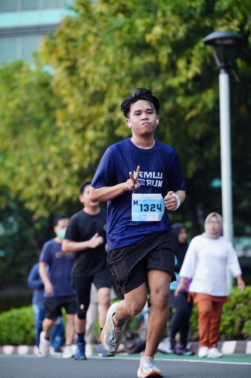 Race photo from KEMLU RUN 2025