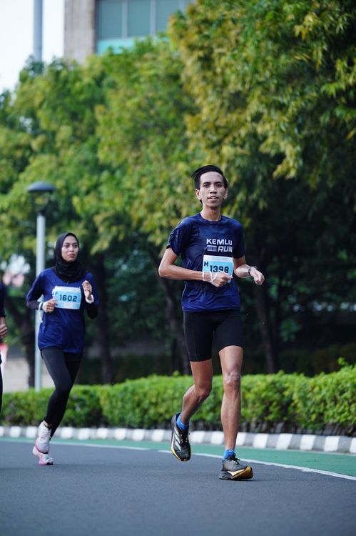 Race photo from KEMLU RUN 2025