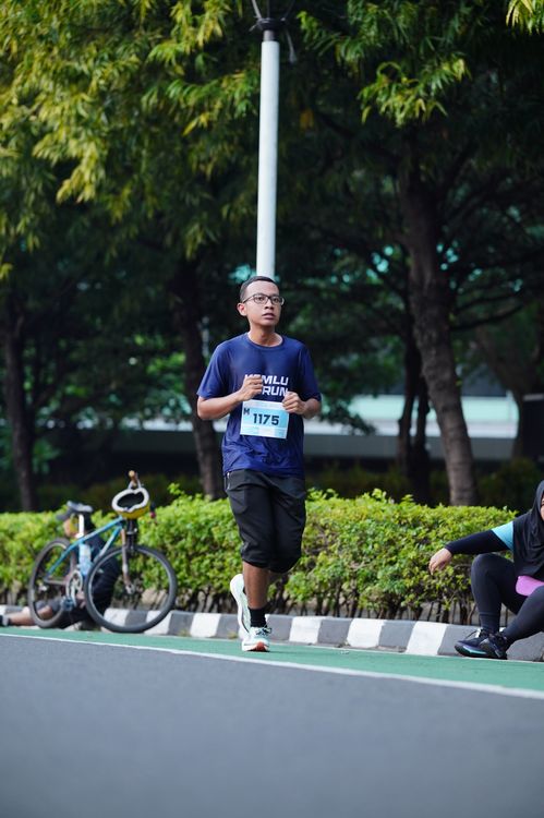 Race photo from KEMLU RUN 2025