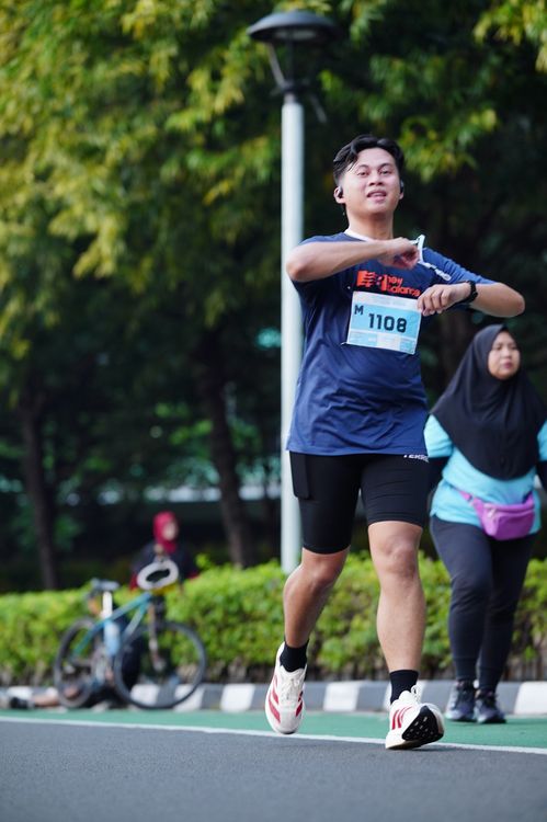 Race photo from KEMLU RUN 2025