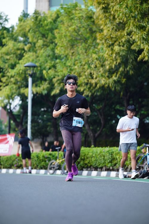 Race photo from KEMLU RUN 2025