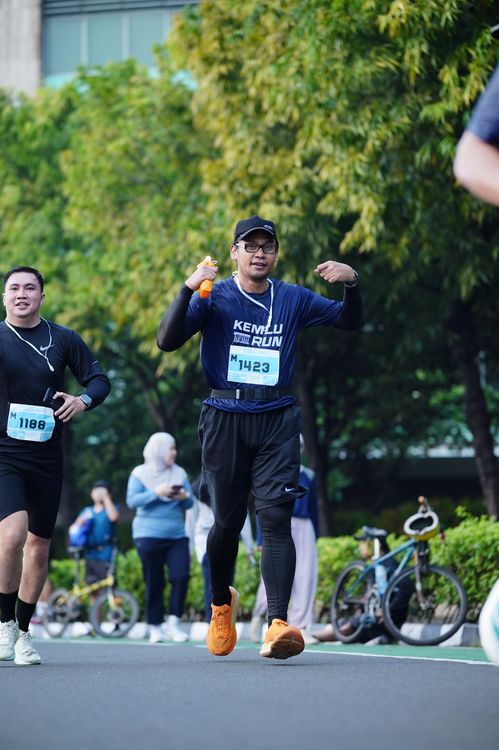 Race photo from KEMLU RUN 2025
