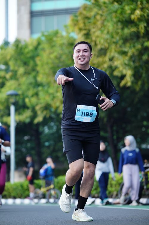 Race photo from KEMLU RUN 2025