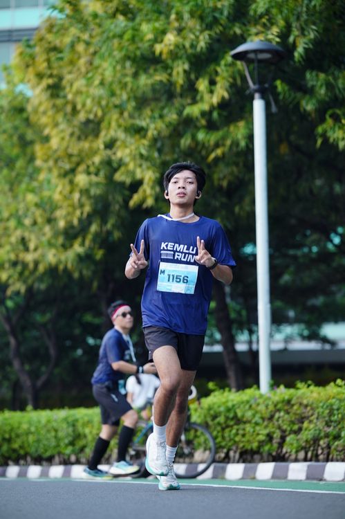 Race photo from KEMLU RUN 2025