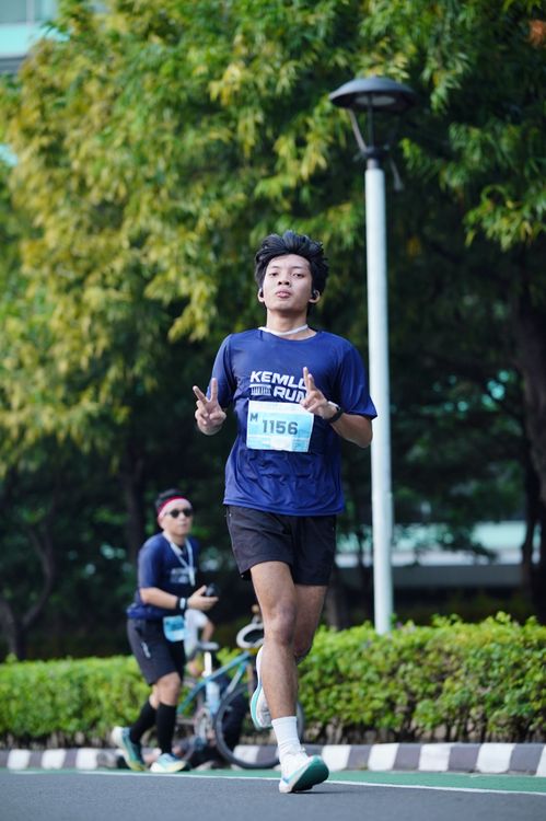Race photo from KEMLU RUN 2025