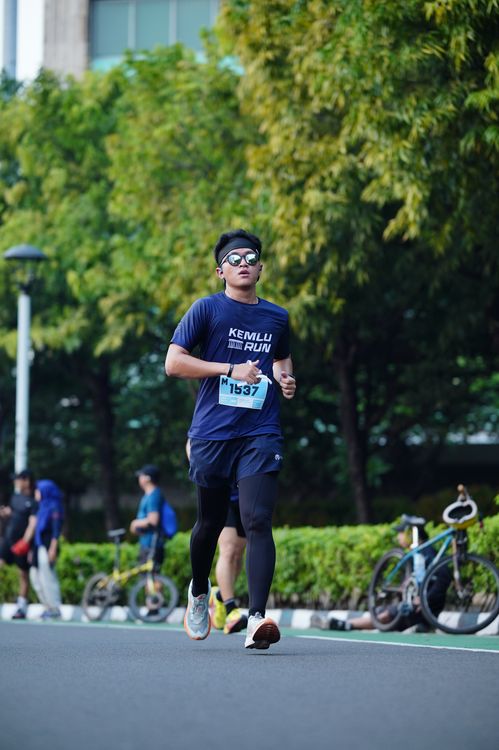 Race photo from KEMLU RUN 2025