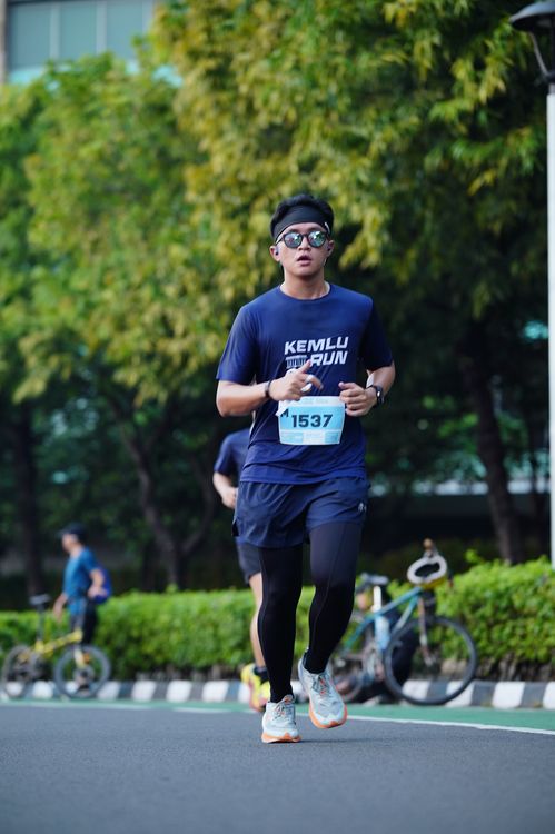 Race photo from KEMLU RUN 2025