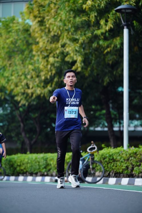 Race photo from KEMLU RUN 2025