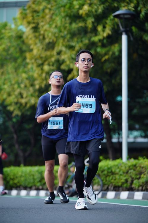 Race photo from KEMLU RUN 2025