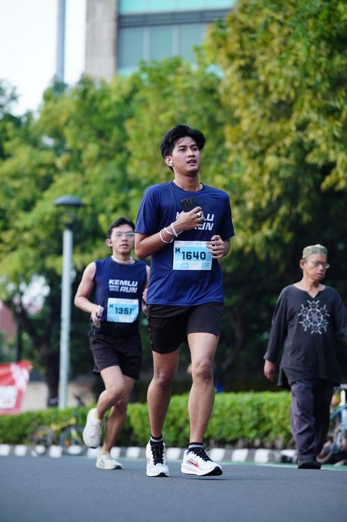 Race photo from KEMLU RUN 2025