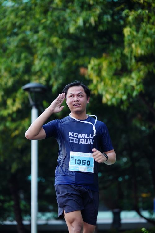 Race photo from KEMLU RUN 2025