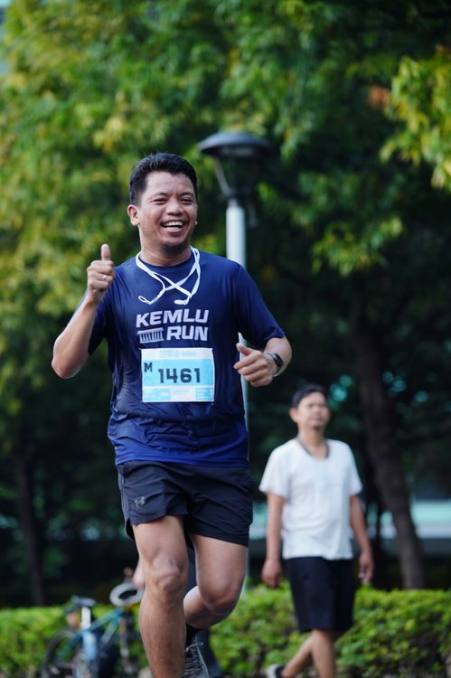 Race photo from KEMLU RUN 2025