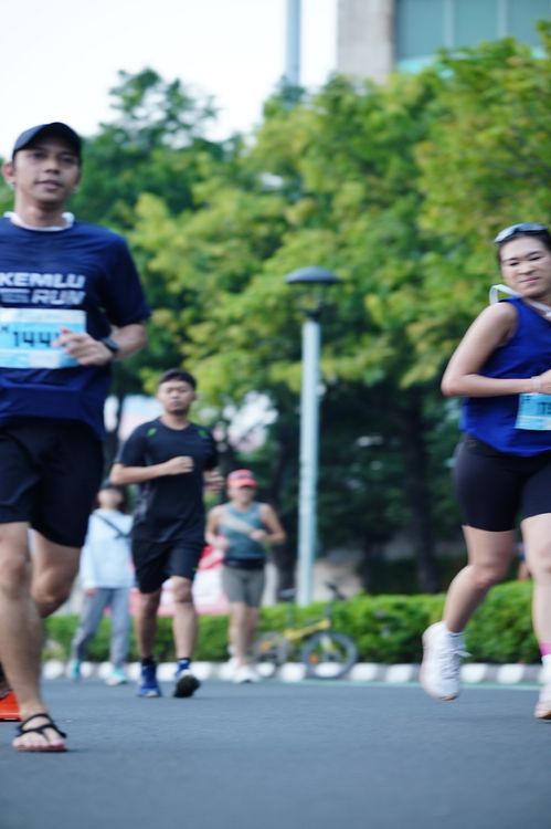 Race photo from KEMLU RUN 2025